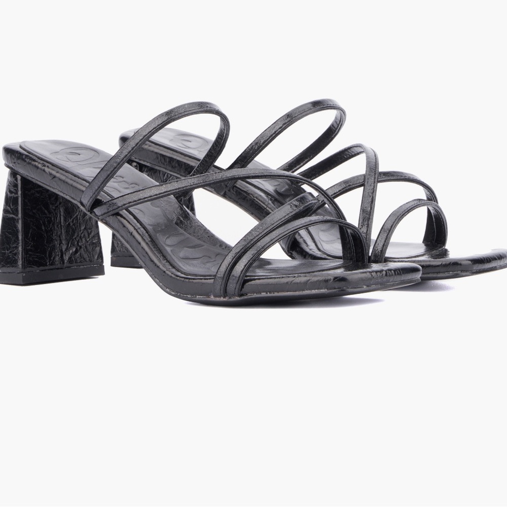 Olivia Miller block heel sandal